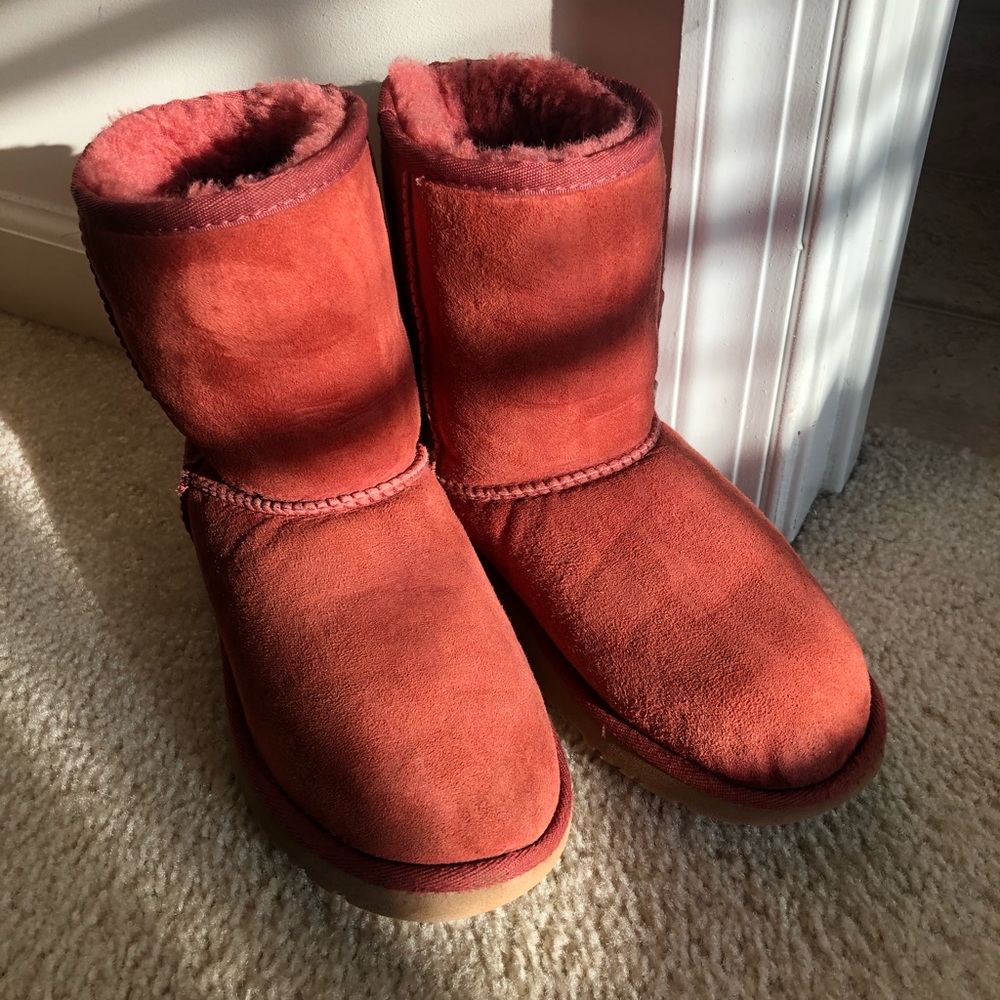 Kid Ugg With Box - image 5